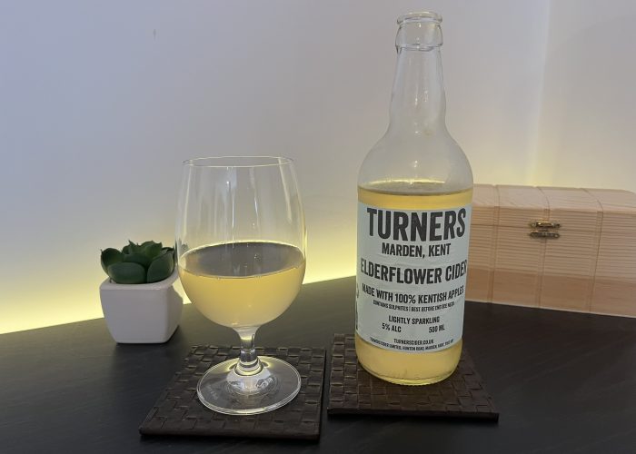 Turner Elderflower cider in a glass Turner Elderflower cider in a glass